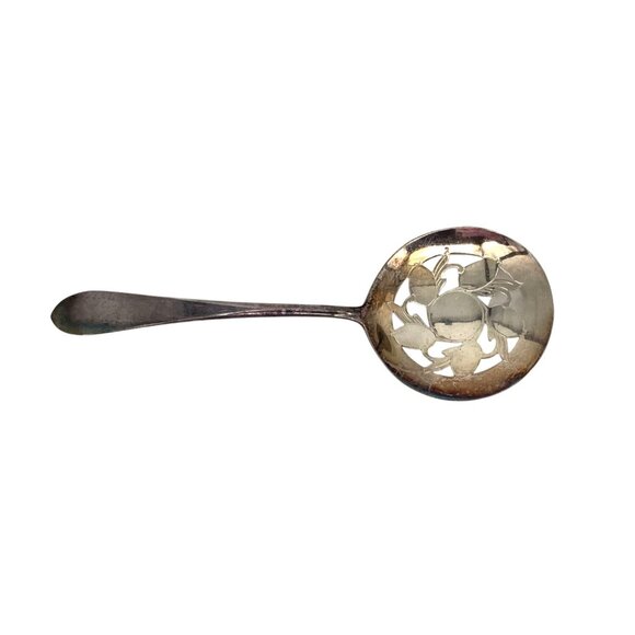 Wm Rogers & Son Other - WM Rogers Original Rogers Silver Plated Tomato Server Laurel 1934 Shabby Cottage